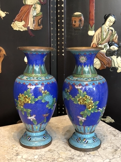 Par de vasos de cloisonné