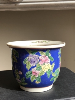 Pequeno cachepô em porcelana chinesa - comprar online