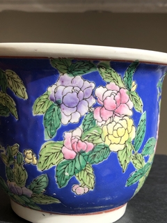 Pequeno cachepô em porcelana chinesa - comprar online