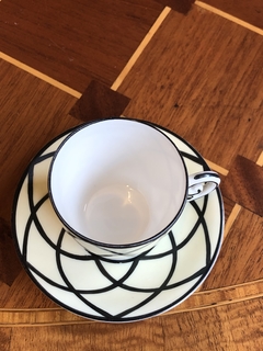 Xícara de café em porcelana Vista Alegre Art Deco na internet