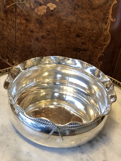 Bowl em metal espessurado a prata na internet