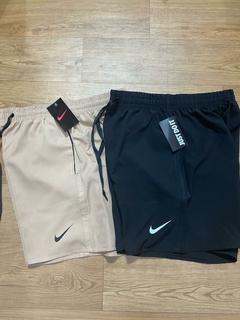 Short Nike Curto