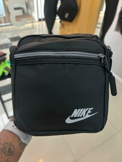 BAG Nike Impermeável - comprar online