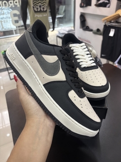 Tenis Air force 2 cores