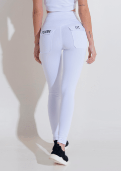 Cargo White leggings en internet