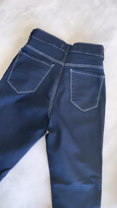 JEANS CHUPIN TIRO ALTO AZUL OSCURO en internet