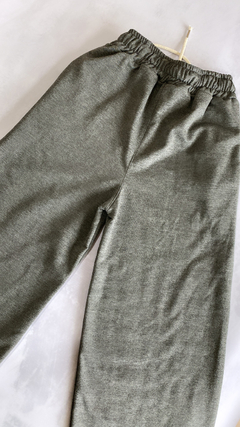 PANTALON FRIZADO GRIS en internet