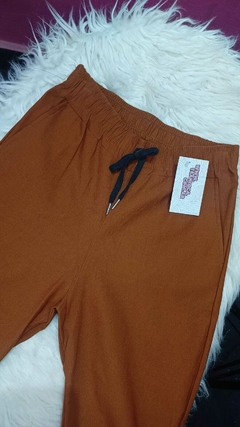 PANTALON BABUCHA CAFE CON CIERRE TOBILLO en internet