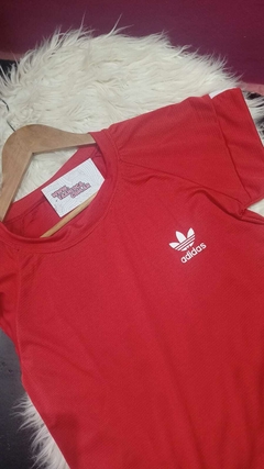 REMERA DEPORTIVA AD en internet