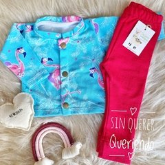 Conjunto de Campera Estampada y Pantalón con Puño Liso