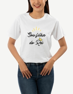 Camisa Feminina Cristã Personalizada Sou Filha do Rei