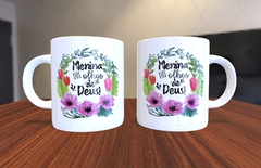 Linda caneca para presente com frase Menina dos olhos de Deus - comprar online