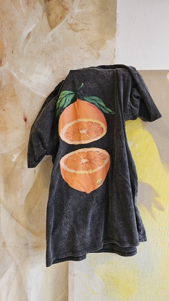 Remera Tutti Fruti: Naranjas en internet