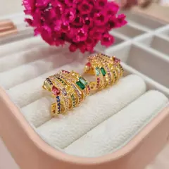 Brinco gancho cravejado com zircônias coloridas banhado a ouro 18k - buy online