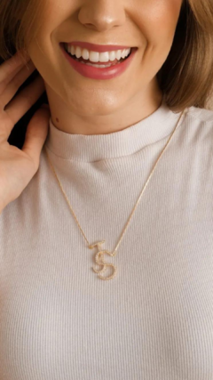 Colar Personalizado Cravejado Monograma 2 Letras Banhado em Ouro 18k - k.ora joias