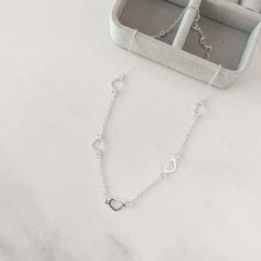 Choker entremeio Corações Vazados Prata 925