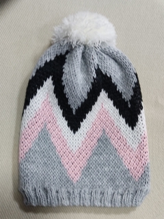 GORRO CUADRADITOS PUÑO - tienda online