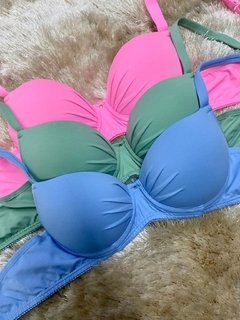 Conjunto em lycra com as alças forradas