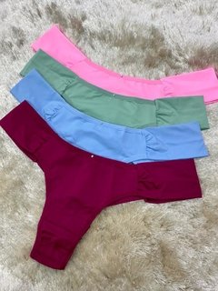 Conjunto em lycra com as alças forradas na internet