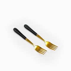 TENEDOR DORADO MANGO PORCELANA NEGRA SET X2