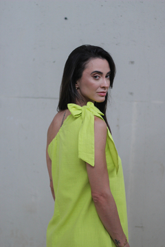 vestido nadia amarelo neon na internet