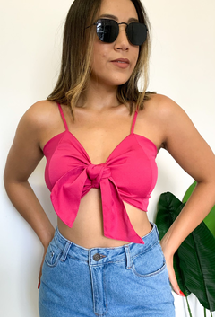 Cropped pink com laço na internet