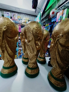 Copa del Mundo Escala Real - comprar online