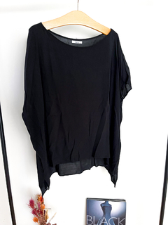 Blusa negra lisa Naima Talle U - FASHION MARKET BA