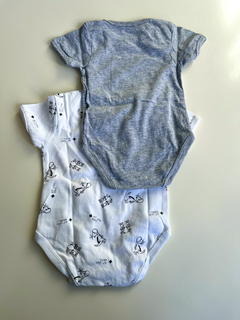 Body x 2 bebe blanco y gris Ceated by Prenatal talle 50/56 - comprar online