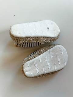 Zapatillas Badanas Baby Gap Rayadas Niño Talle 3-6 Meses - comprar online