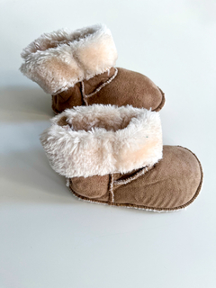 Botas peludas h&m camel beige bebe talle 4-5 - comprar online