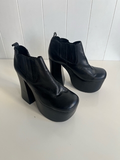 Zapatos botas negra Jeffre Y Campbell con detalle en los contado Talle 38