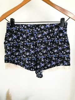 Short Forever 21 Floreado Talle M y L - tienda online