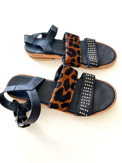 Sandalias Ayres Con Animal Print No Jazmin Mishka - tienda online