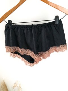 Short Negro Con Encaje Talle S Forever 21 - comprar online