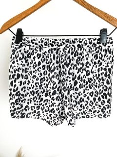 Short H&m Animal Print - Nuevo - comprar online