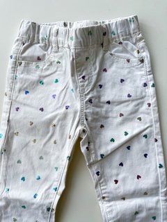 Pantalon Grisino Niña Blanco Con Corazones Talle 5-6 Años en internet