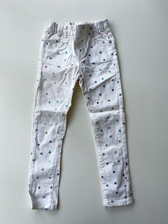 Pantalon Grisino Niña Blanco Con Corazones Talle 5-6 Años