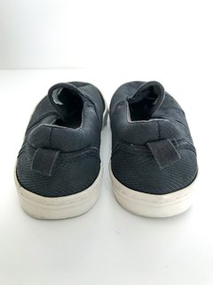 Zapatillas Panchas Gap Negras Talle 1 Us / 31 en internet