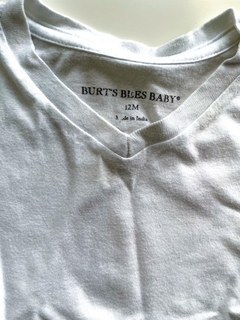 Remera Burts Bees Blanca Cuello En V Talle 12 Meses en internet