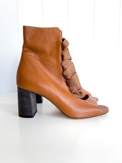 BOTAS CHLOE MARRONES PUNTA ABIERTA TALLE 40