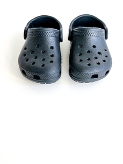 Crocs Clasicas Negras Niño Talle 4 - comprar online