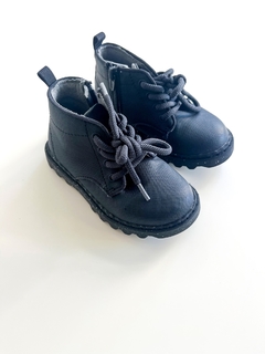 Borcegos Zara Baby Negros De Goma Talle 22