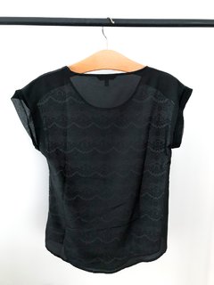 Remera Express Talle Xs Calada En Frente - FASHION MARKET BA