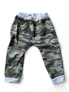 Jogging Gap Niño Camuflado Talle 18-24 Meses