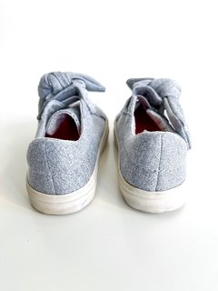 Zapatillas Grises Zara Baby Con Velcro Talle 23 / 6us - tienda online