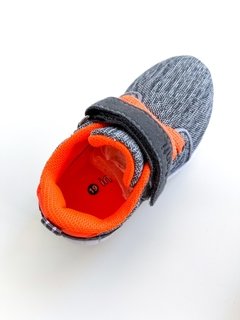 Zapatillas Infantil Niño Grises Con Naranja Talle 19 - tienda online