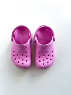 Crocs Kids Clasicas Rosas Talle 7 - comprar online