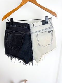 Short De Jean Cher Bicolor Talle 28 en internet