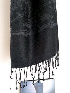 Pashmina Maxmara Weekend Negra Estampa Con Textura en internet